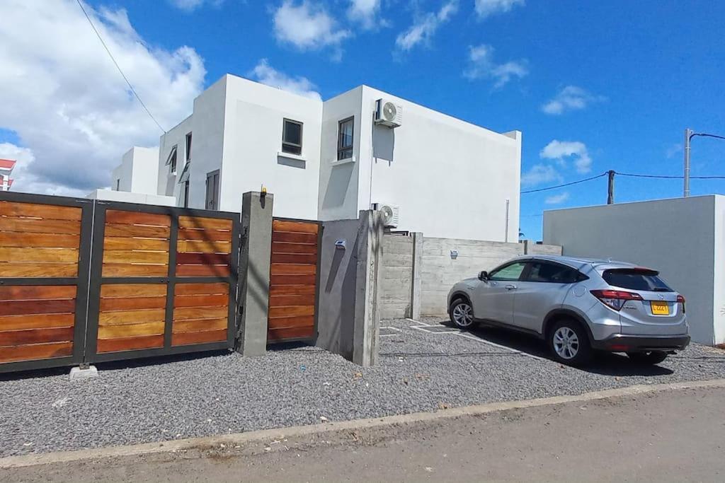 Bois Mapou Self Catering Apartments Unit 201 Riviere Noire Exterior photo